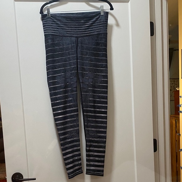 Niyama Sol Black and Gray Striped Leggings - Picture 1 of 3